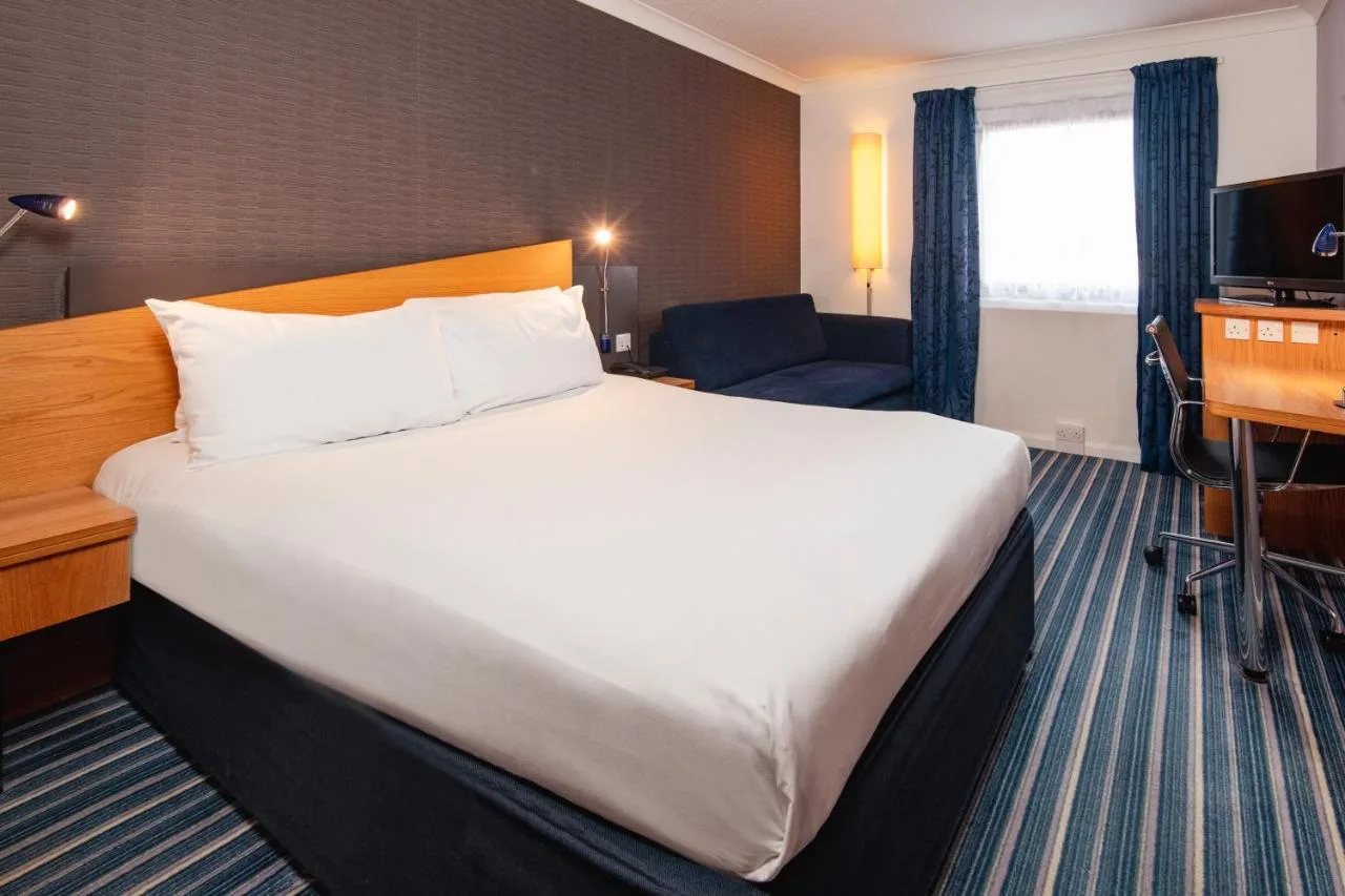 Standard Double Room with Free Hot Breakfast